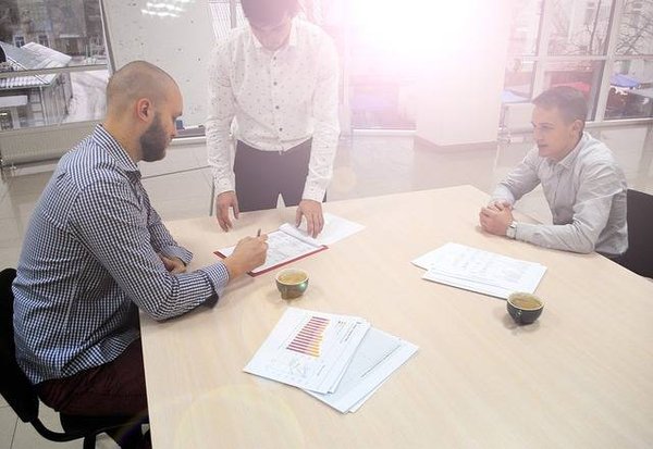 Comment négocier pour obtenir le meilleur prix pour votre séminaire d'entreprise